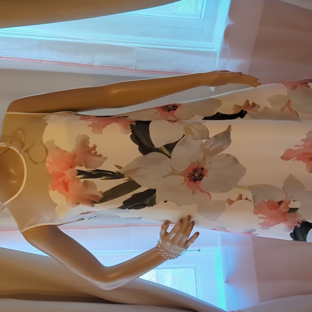Ted Baker London Floral Dress - Picture 3 of 8